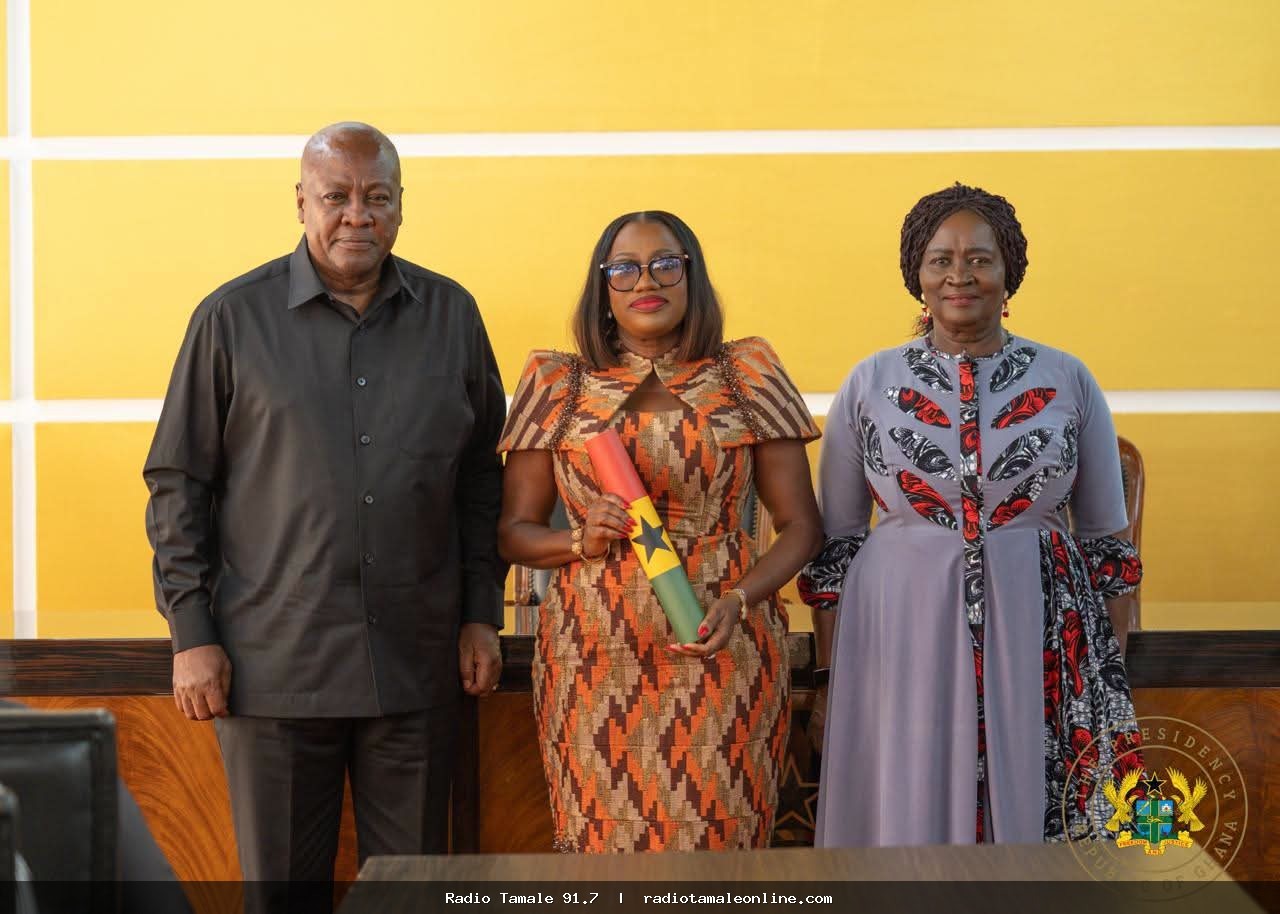 President Mahama urges stronger accountability as Ghana swears in new Auditor‑General