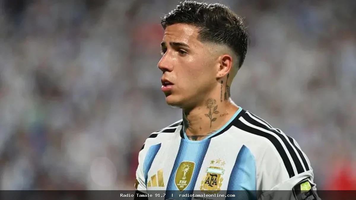 Alonso Intent On Keeping Enzo Fernandez At Chelsea