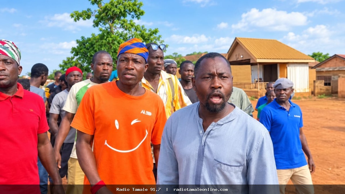 Years Of Neglect: Sognaayili Residents Block Major Access Road In Protest Over Poor Road Conditions