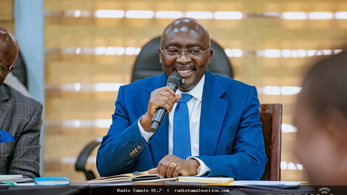 Dr. Bawumia Pledges To Rebuild La Beach Economy After Demolition